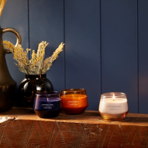 Yankee Candle Studio Medium Candle, Vanilla Crème Brûlée, 10 oz: Long-Lasting, Essential-Oil Scented Soy Wax Blend Candle | 40-65 Hours of Burning Time - Image 3